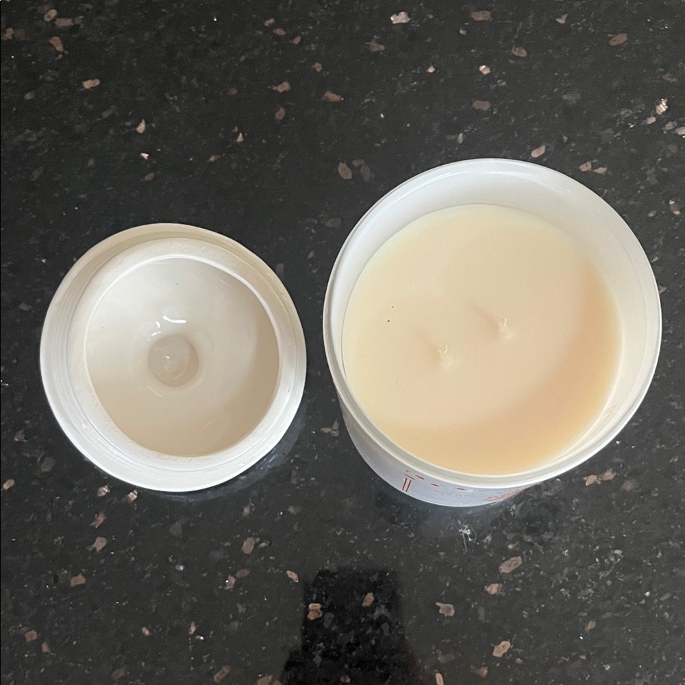 DW Home Bake Shop 11.4 oz Scented Candle - Picture 3 of 4